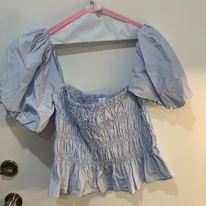Perfect baby blue crop top with fun flirty sleeves - XL